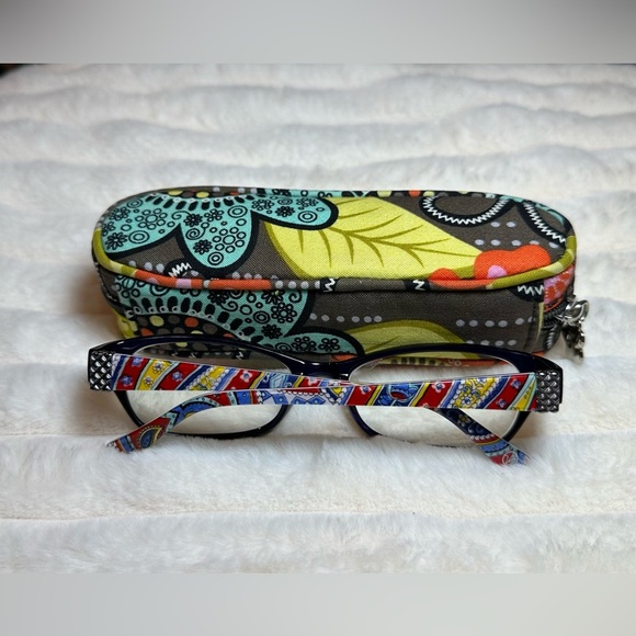 Vera Bradley Black Cat-Eye Glasses with Protective Case - Picture 4 of 8